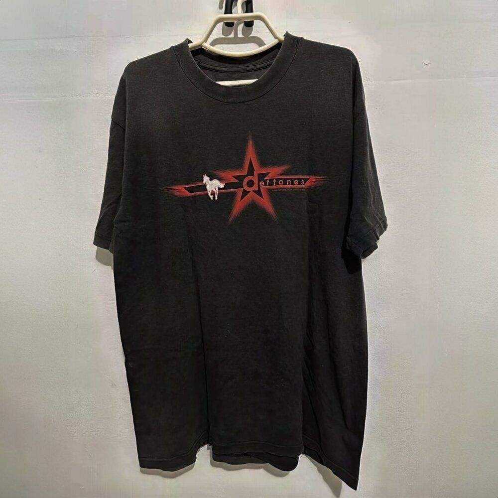 Deftones White Pony Y2K Tour Retro Rock Graphic Black Music Fan Unisex T-Shirt